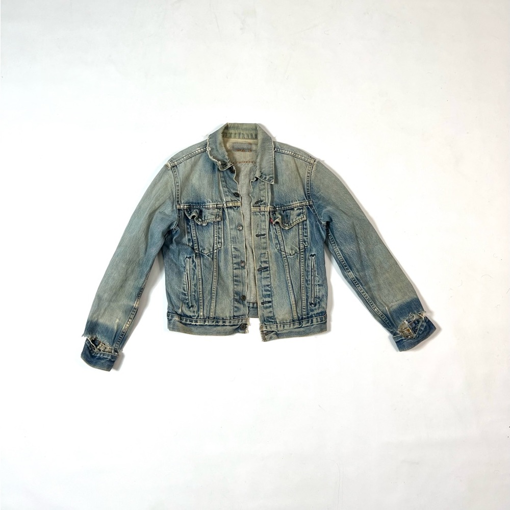 Vintage Levi’s denim jacket
